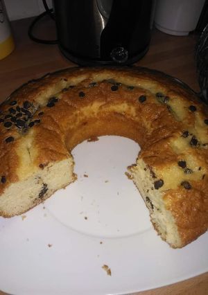 Una foto de Bizcocho de yogur con pepitas de chocolate