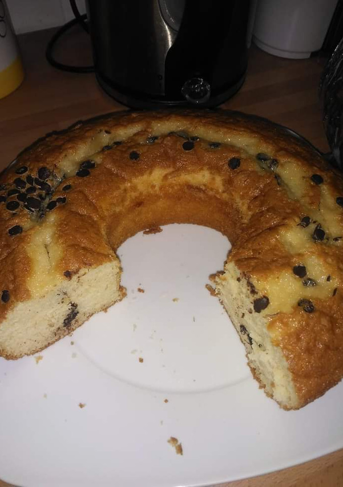 Una foto de Bizcocho de yogur con pepitas de chocolate