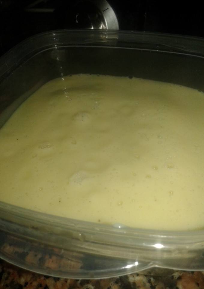Una foto de Crema de calabacín y espárragos