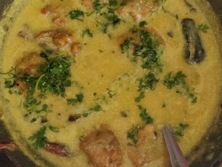 Easy Steps to Make Curd kadhi which Delicious