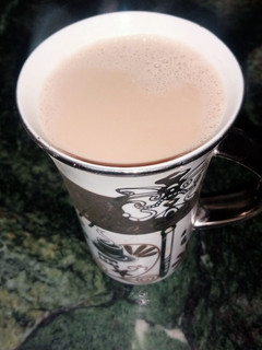 हॉट कॉफी (hot coffee recipe in Hindi) रेसिपी मुख्य फोटो