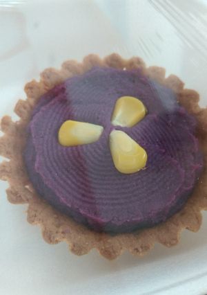รูปของ ทาร์ตมันม่วงนมสด (Purple Potato Tart)
