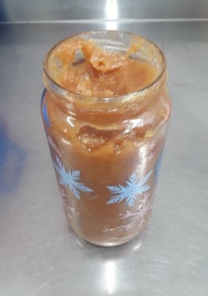 Una foto de Mermelada de membrillo, manzana y canela