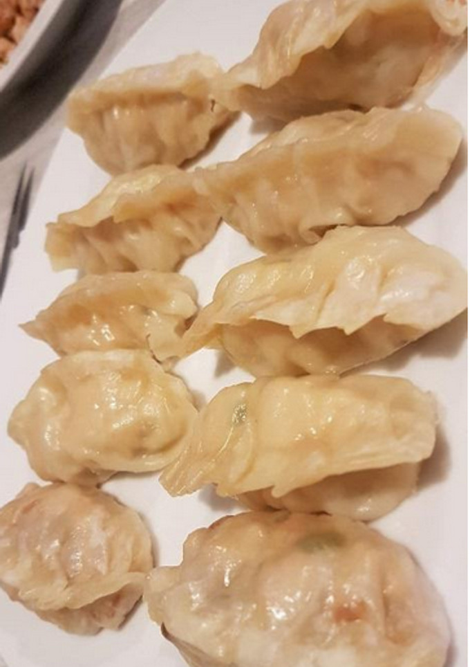Una foto de Dim sum de pollo