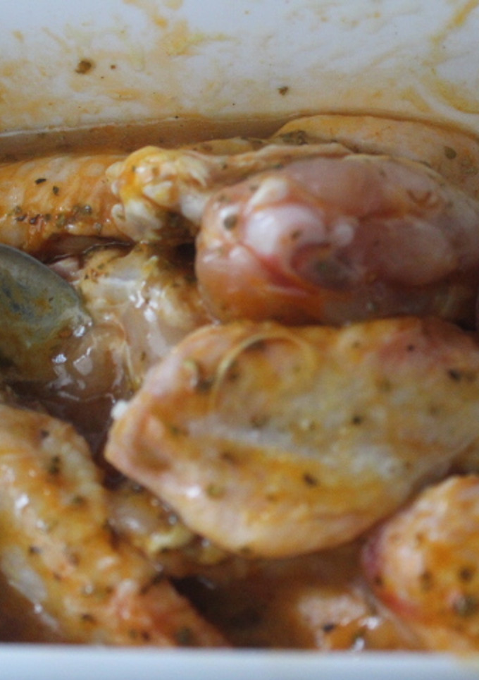 Una foto de Alitas maceradas al grill