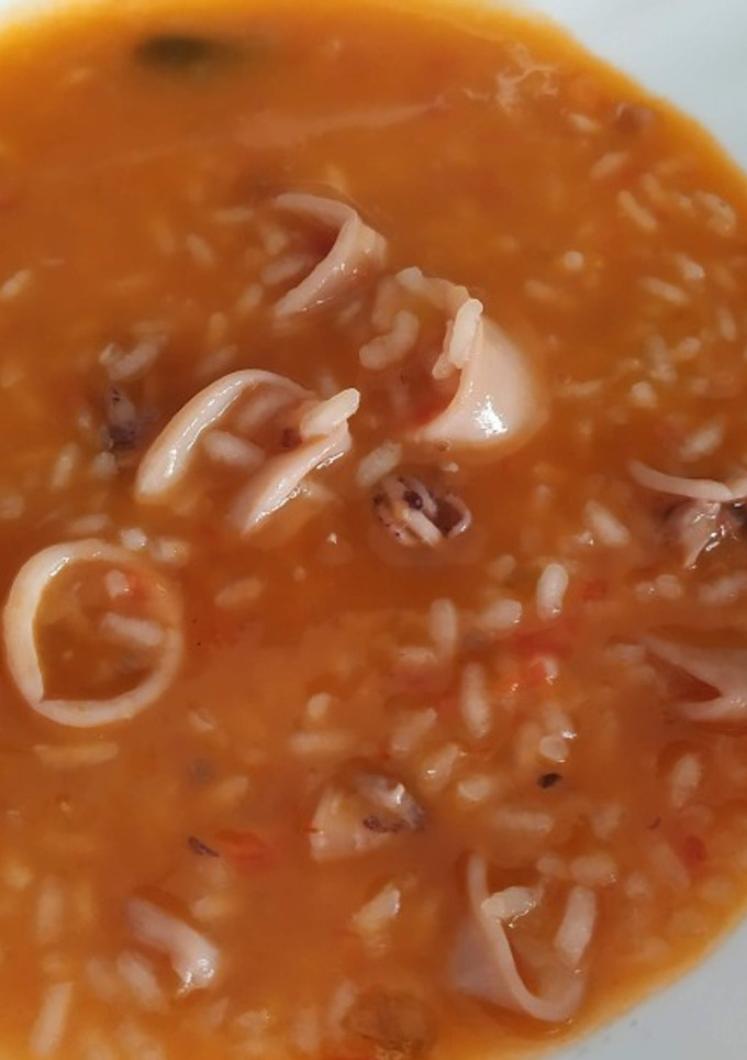 Una foto de Arroz con Calamares