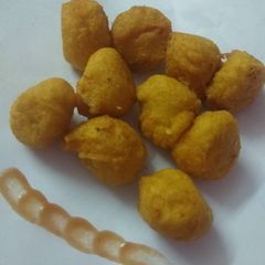 A picture of Urad daal ke pakode.