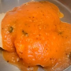 A picture of Street shop Tomato Thin Chutney (Rottukadai Thakkali Thanni chutney).