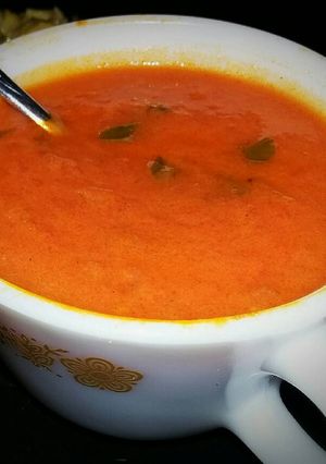 A picture of Creamy Tomato Basil Soup.