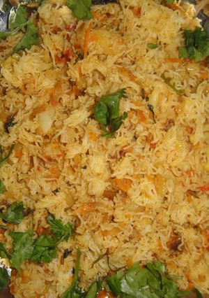 A picture of Idiyappam biryani.