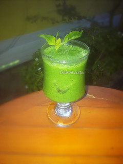 Foto resep Mango Spinach Smoothie