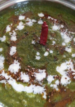 A picture of Palak corn sabji.