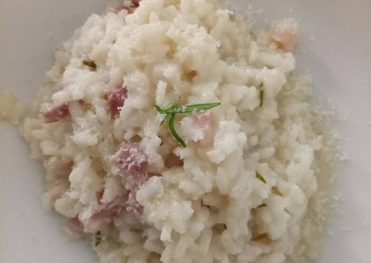 Steps to Prepare Award-winning Rosemary and pancetta risotto