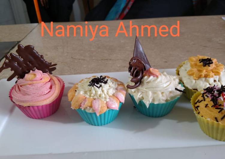 Simple Way to Prepare Ultimate Frosted Cupcakes 🌼🌼 #CookpadRamadan #RamadanSpecial