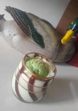 A picture of Pistachio milkshake.