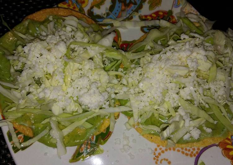 Tostadas de Guacamole