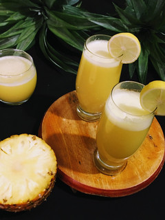 A picture of Pineapple juice.