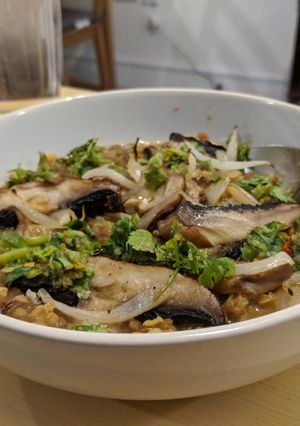 A picture of Crispy mushroom dal with coriander chutney.