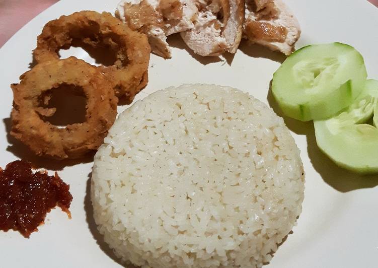 Resep Nasi ayam Hainan ricecooker yang Enak