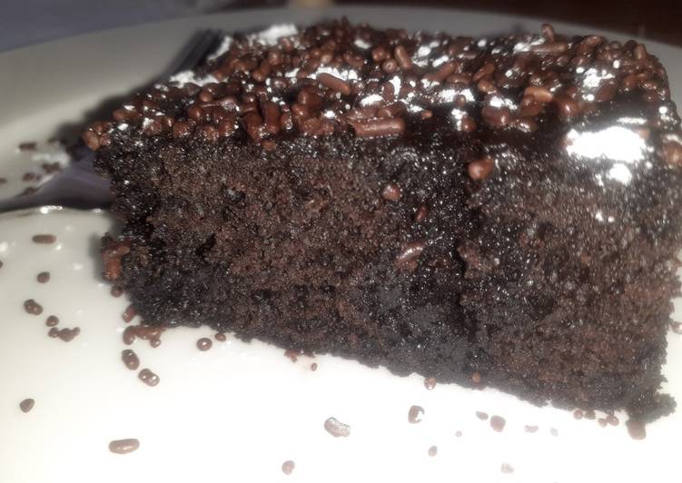 Easy Chocolate Cake