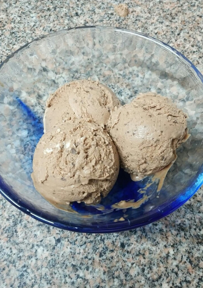 Una foto de Helado casero de chocolate