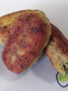 Una foto de Croquetas de champiñones y espárragos