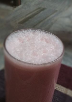 A picture of Rooh-Afza Milk Shake.