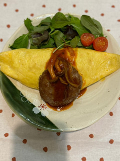 漢堡排番茄蛋包飯 的食譜成品照片