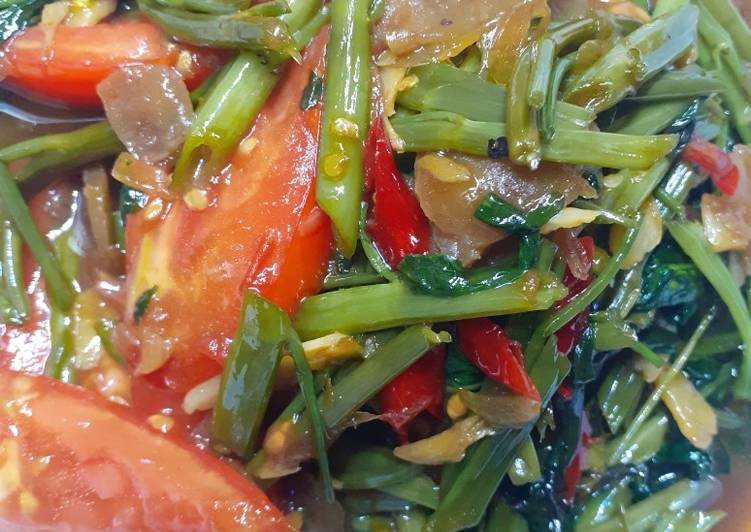 40. Tumis Kangkung Ijo