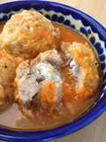 Albóndiga rellena de queso