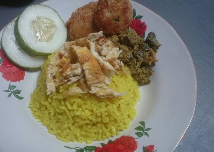 Resep Nasi Kuning Naskun Praktis Anti Gagal