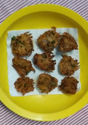 வெங்காய பக்கோடா /Onion Pakoda செய்முறை முக்கிய புகைப்படம்