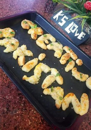 A picture of Chicken bread.