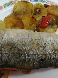 Una foto de Trucha rellena con verduritas
