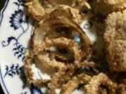 A picture of onion rings