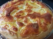 Una foto de tarta de calabaza y mozzarella