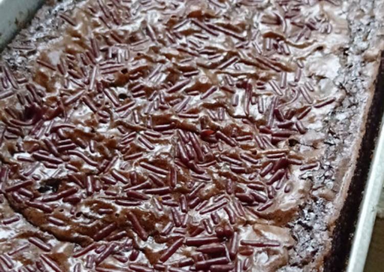 Resep #79 Brownies Chewy and Shiny - Ekonomis pakai Otang, Lezat