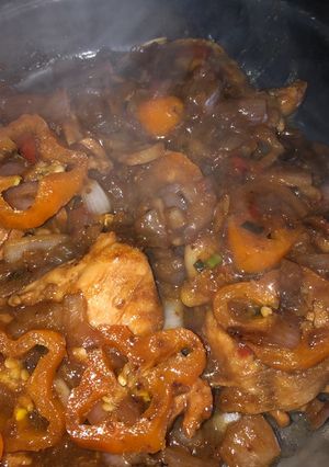 Una foto de Guiso de pollo inventado