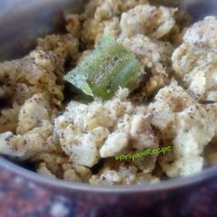 A picture of Egg Podimas/Scrambled Egg.