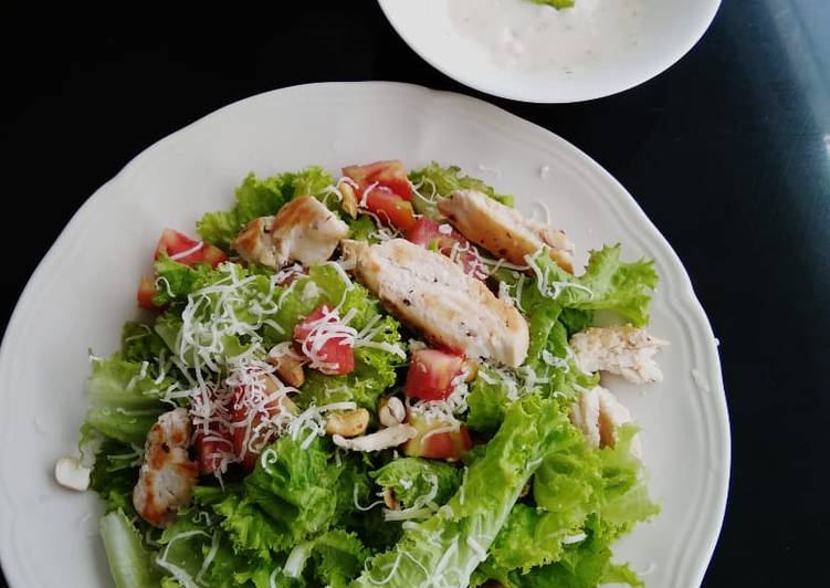 Cara Menyiapkan Chicken breast salad Bikin Ngiler