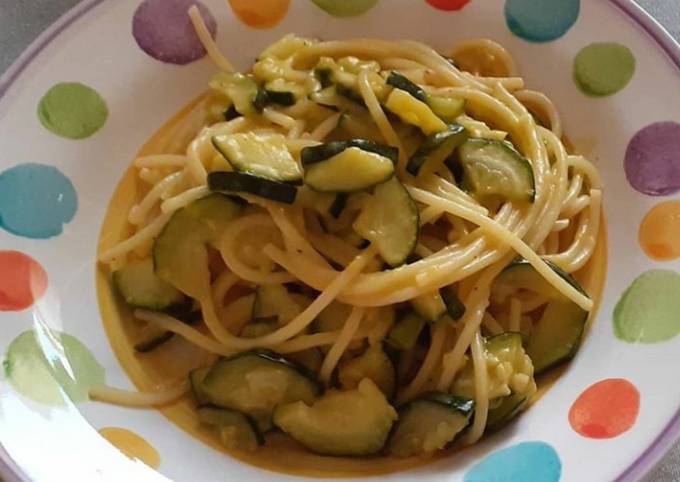 Carbonara di zucchine