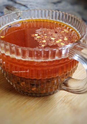 A picture of Garlic Chilli oil.