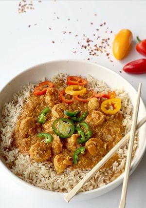 A picture of Hot pepper shrimp curry.