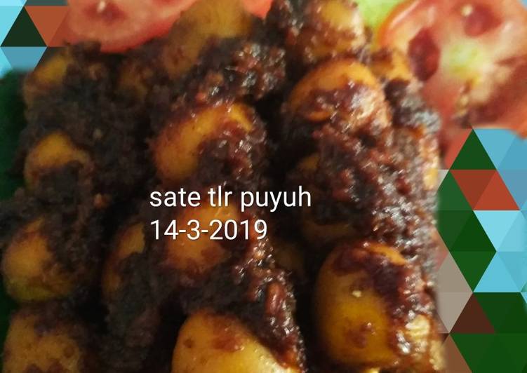 Sate telur puyuh bumbu kacang kayu manis