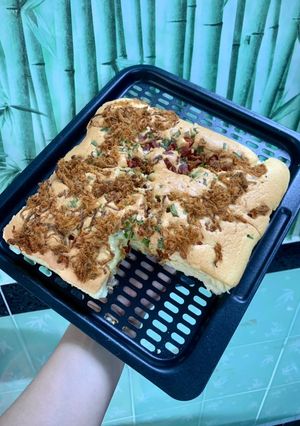 A picture of Savory Sponge Cake (Bánh bông lan mặn).