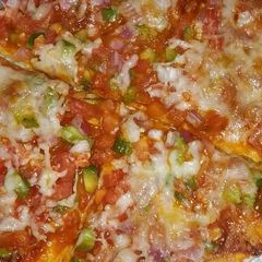 Yummy pizza delight A picture of Yummy pizza delight.