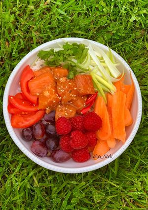A picture of Poke bowl.