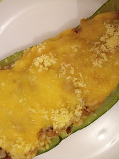 Una foto de Zapallo Italiano relleno con lentejas