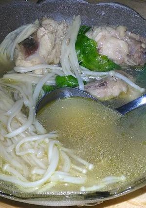 Foto resep Sup ayam jahe jamur enoki