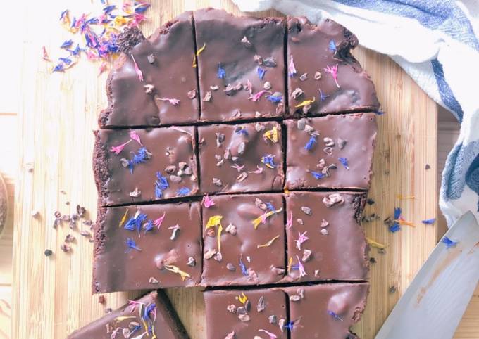 Pretty paleo brownie